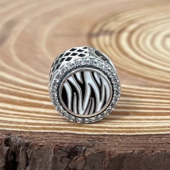 Pandora Black Zebra-Stripe Bead Charm - Picture 2 of 6